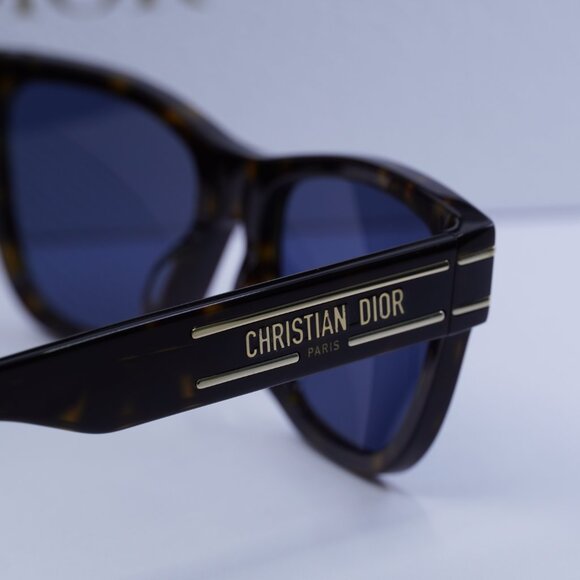 Final Price! Dior DIORSIGNATURE S6U 20B0 Sunglasses